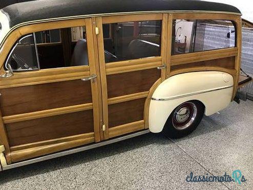 1947' Ford Woody photo #6