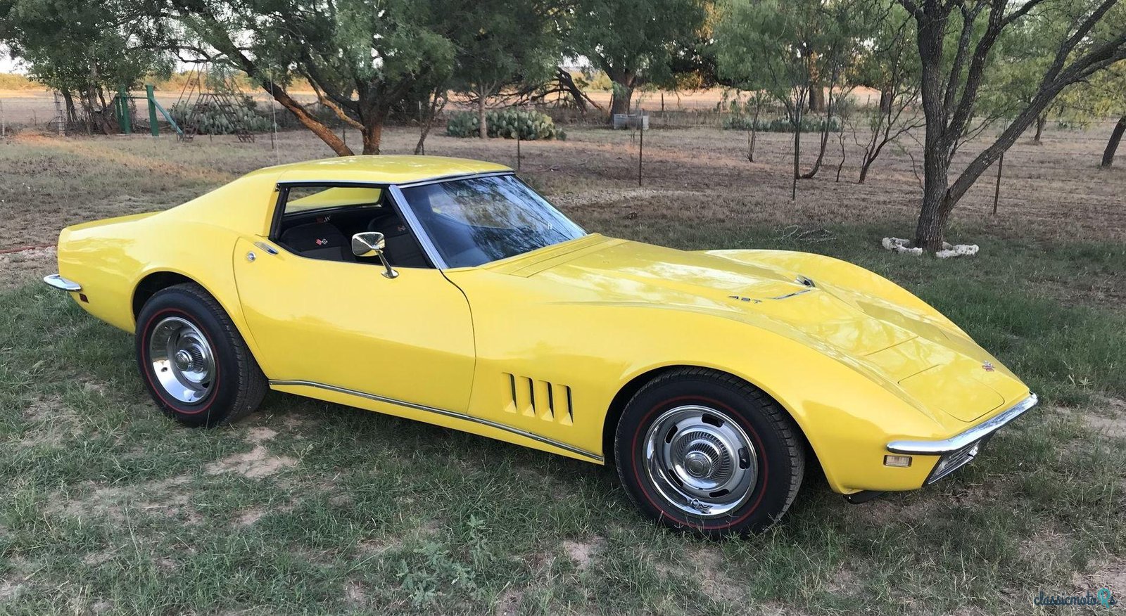 1968' Chevrolet Corvette photo #2
