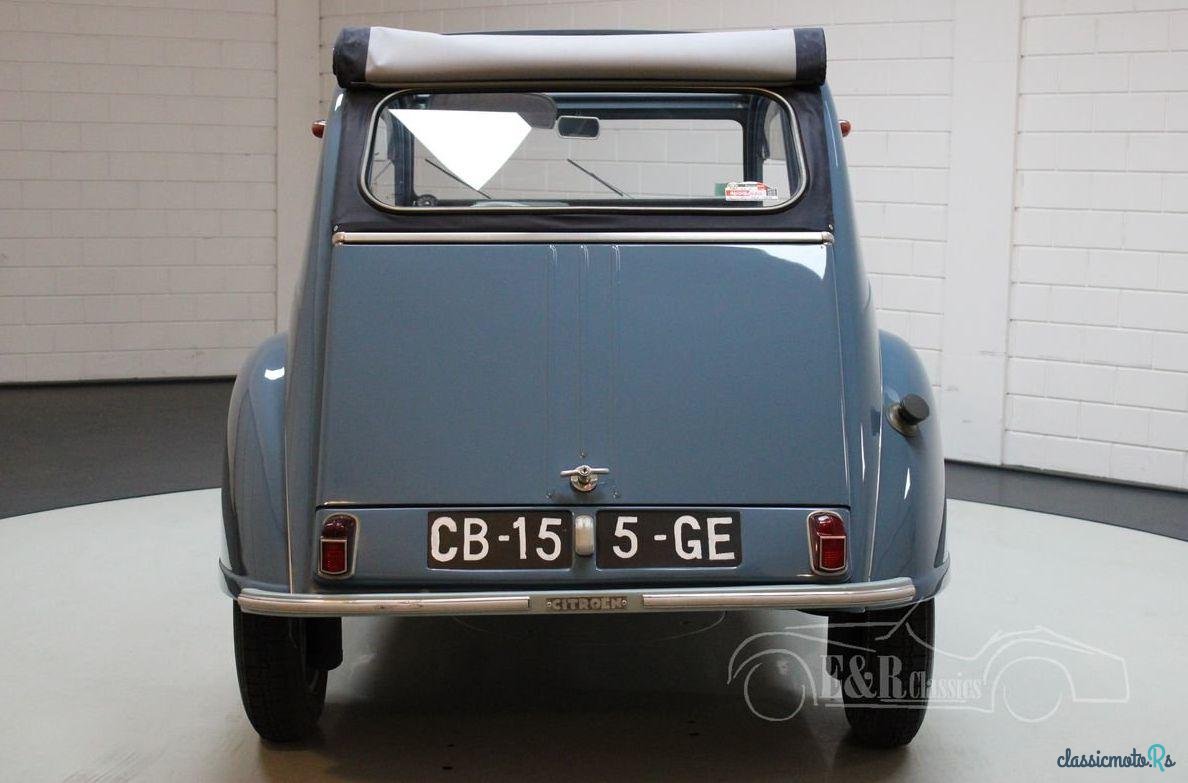 1959' Citroen 2CV photo #2