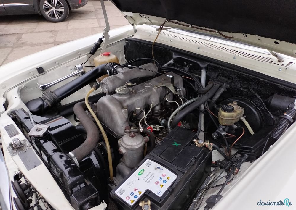 1975' Mercedes-Benz photo #4