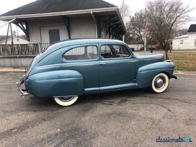 1941' Ford Super Deluxe photo #2
