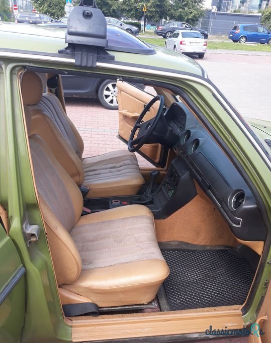 1980' Mercedes-Benz W123 photo #5