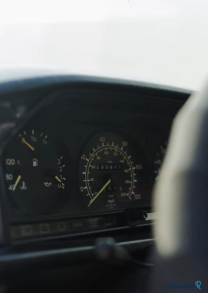 1988' Mercedes-Benz W201 190 D 2.5 photo #4