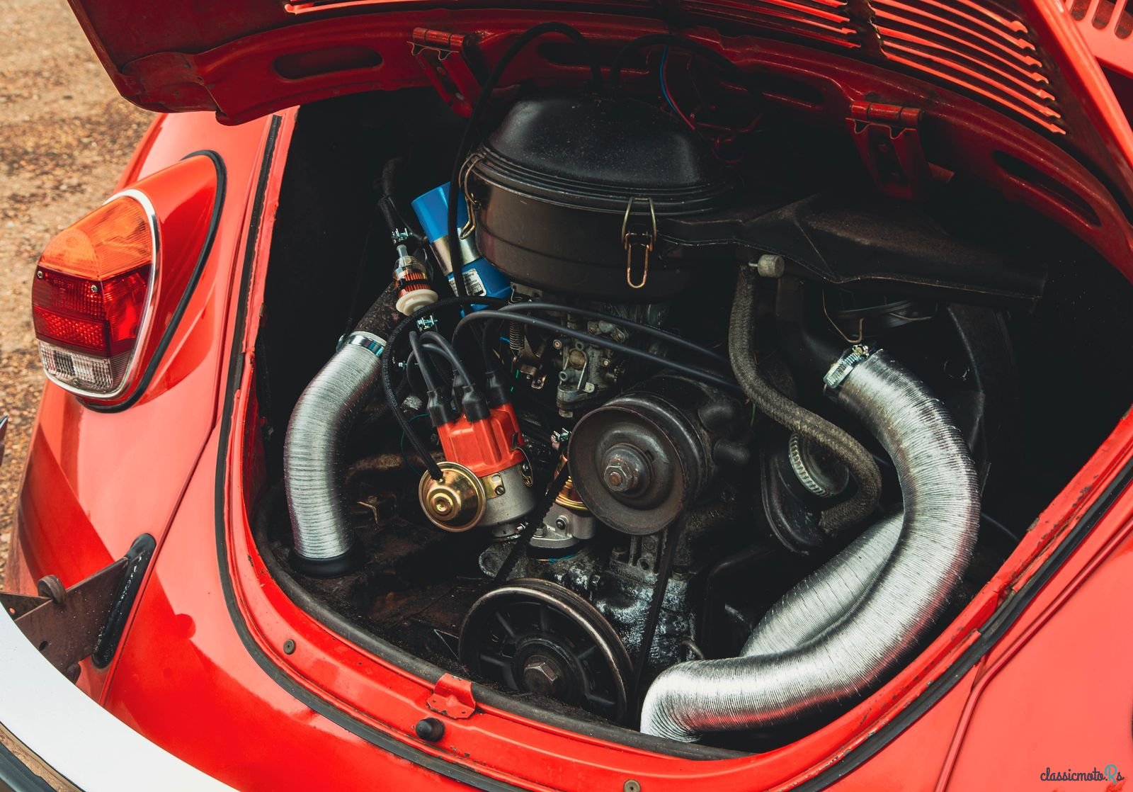 1972' Volkswagen Super Beetle 1600 photo #4