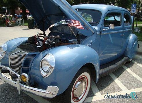 1940' Ford Deluxe 2Dr Sedan photo #2