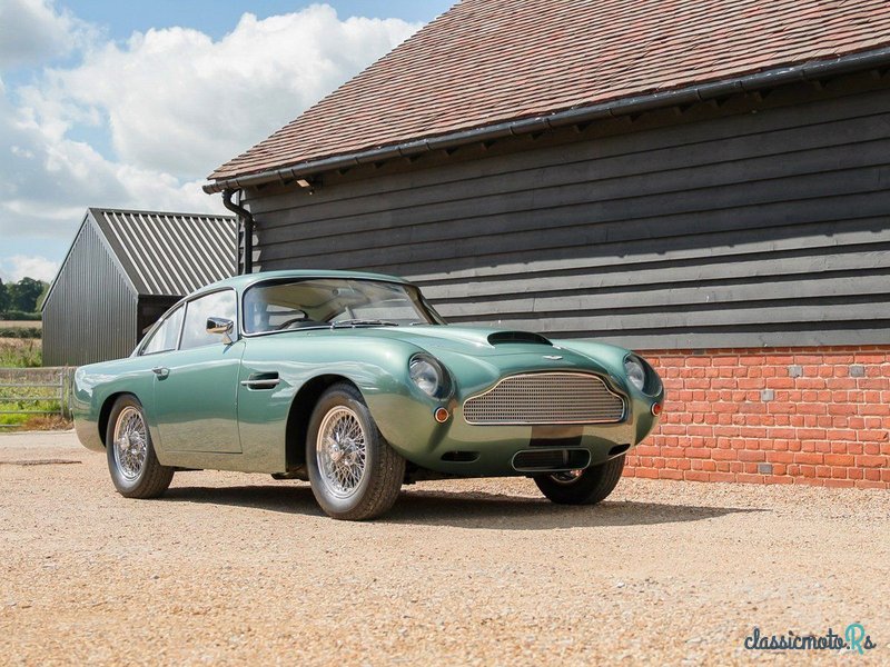 1961' Aston Martin DB4 photo #1