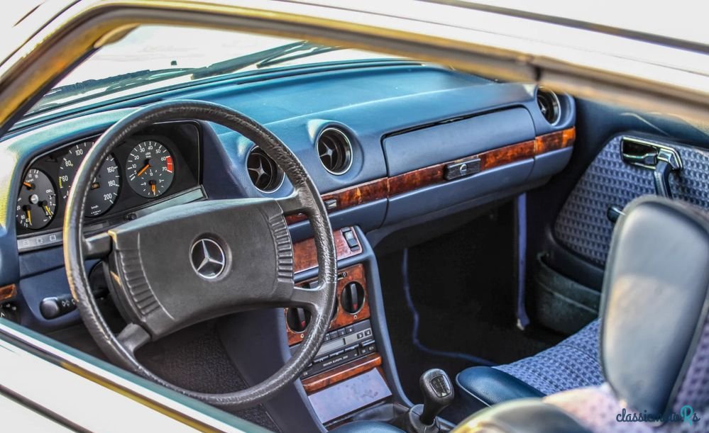 1978' Mercedes-Benz W123 photo #2