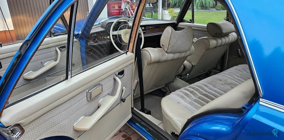 1971' Mercedes-Benz 280 photo #5