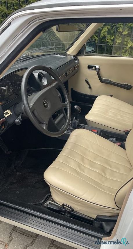 1980' Mercedes-Benz W123 photo #4