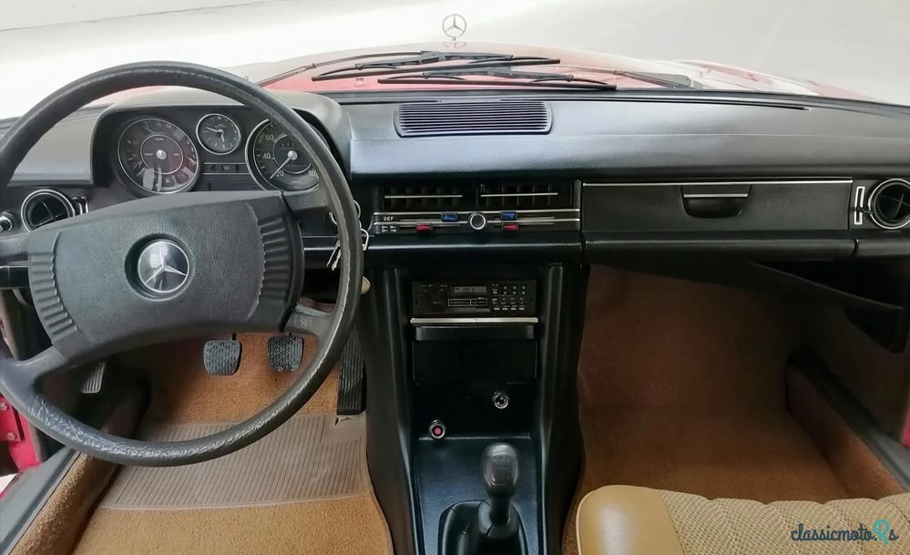 1976' Mercedes-Benz W115 photo #5