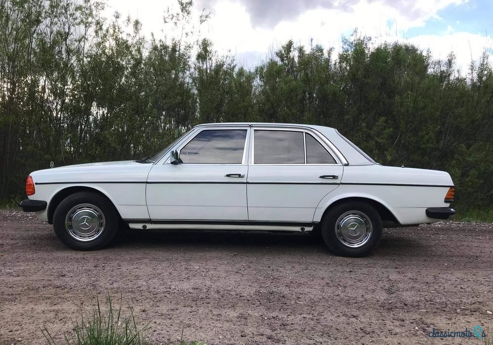 1980' Mercedes-Benz W123 photo #2