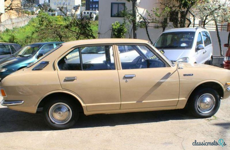 1974' Toyota Corolla 1.2 Sedan photo #2