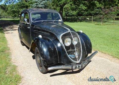 1939' Peugeot 202 photo #4