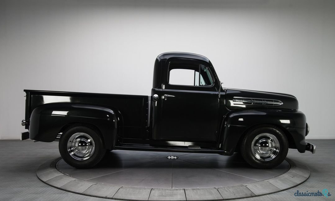 1952' Ford F-100 photo #3