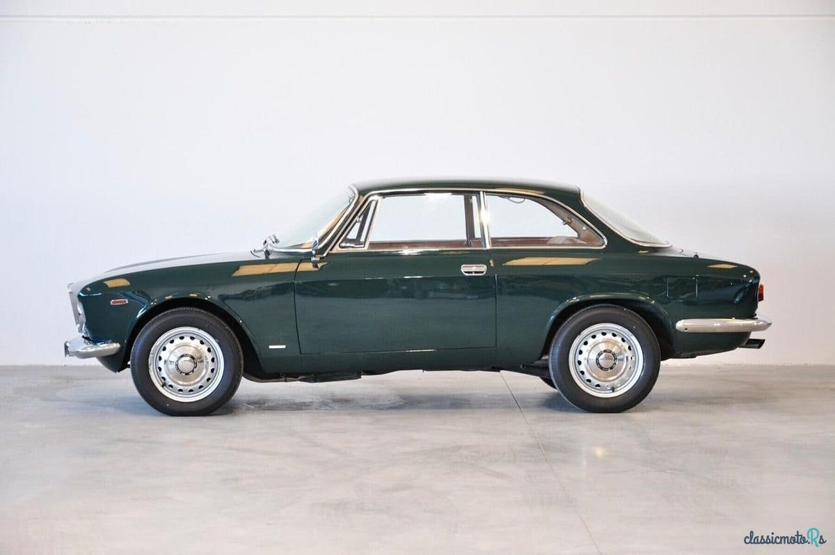 1964' Alfa Romeo GT photo #5