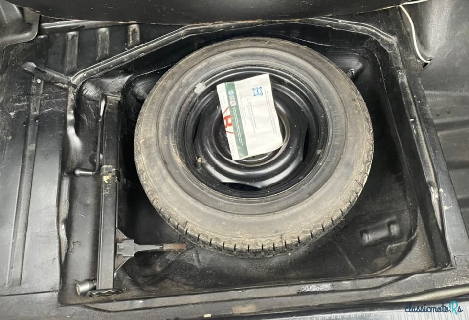 1979' Mercedes-Benz W123 photo #2