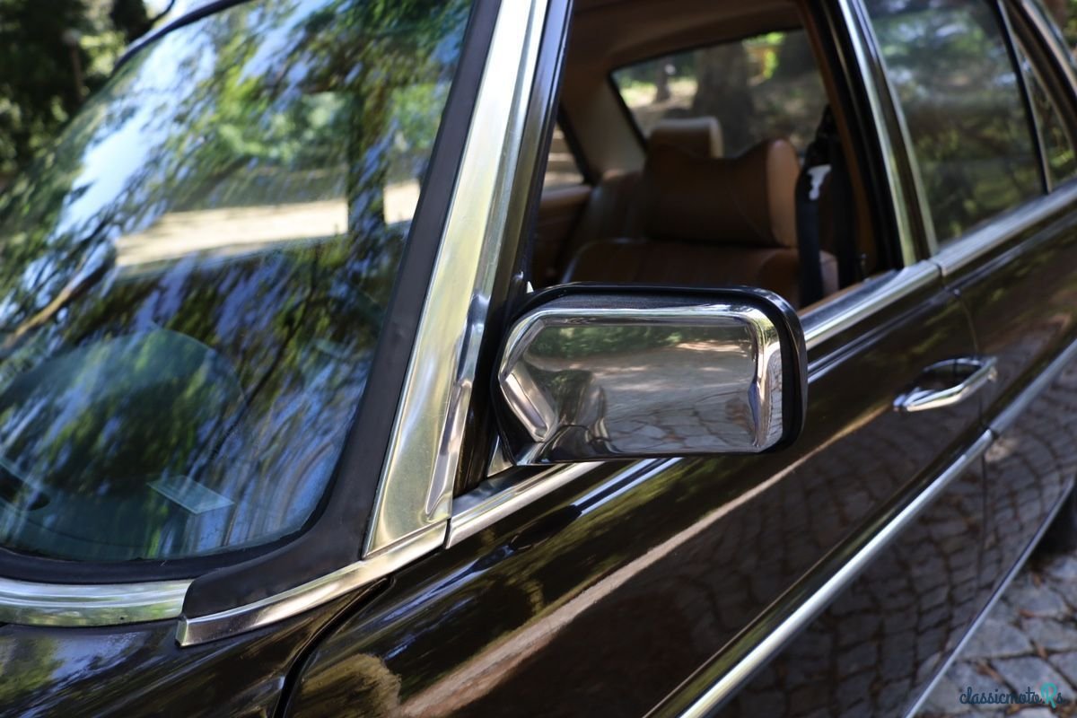 1974' Mercedes-Benz 240 photo #6