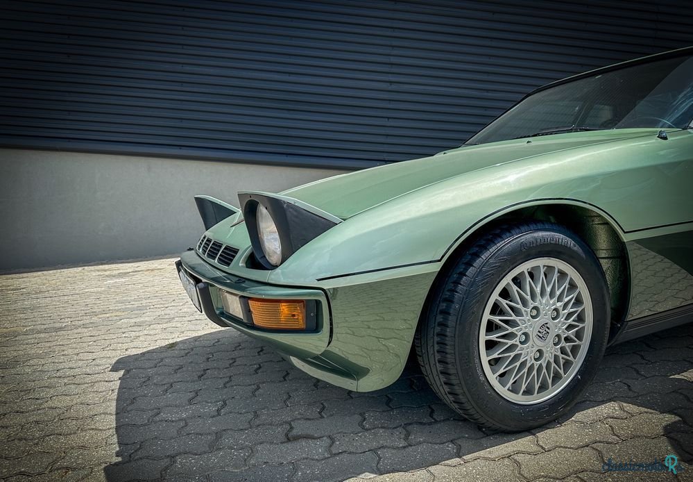 1980' Porsche 924 photo #4