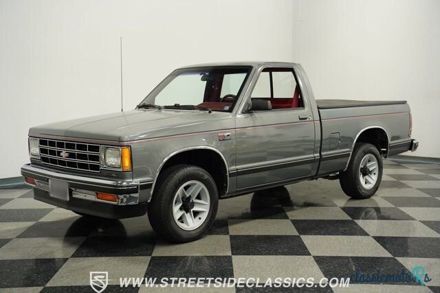 1988' Chevrolet S10 Pickup photo #3