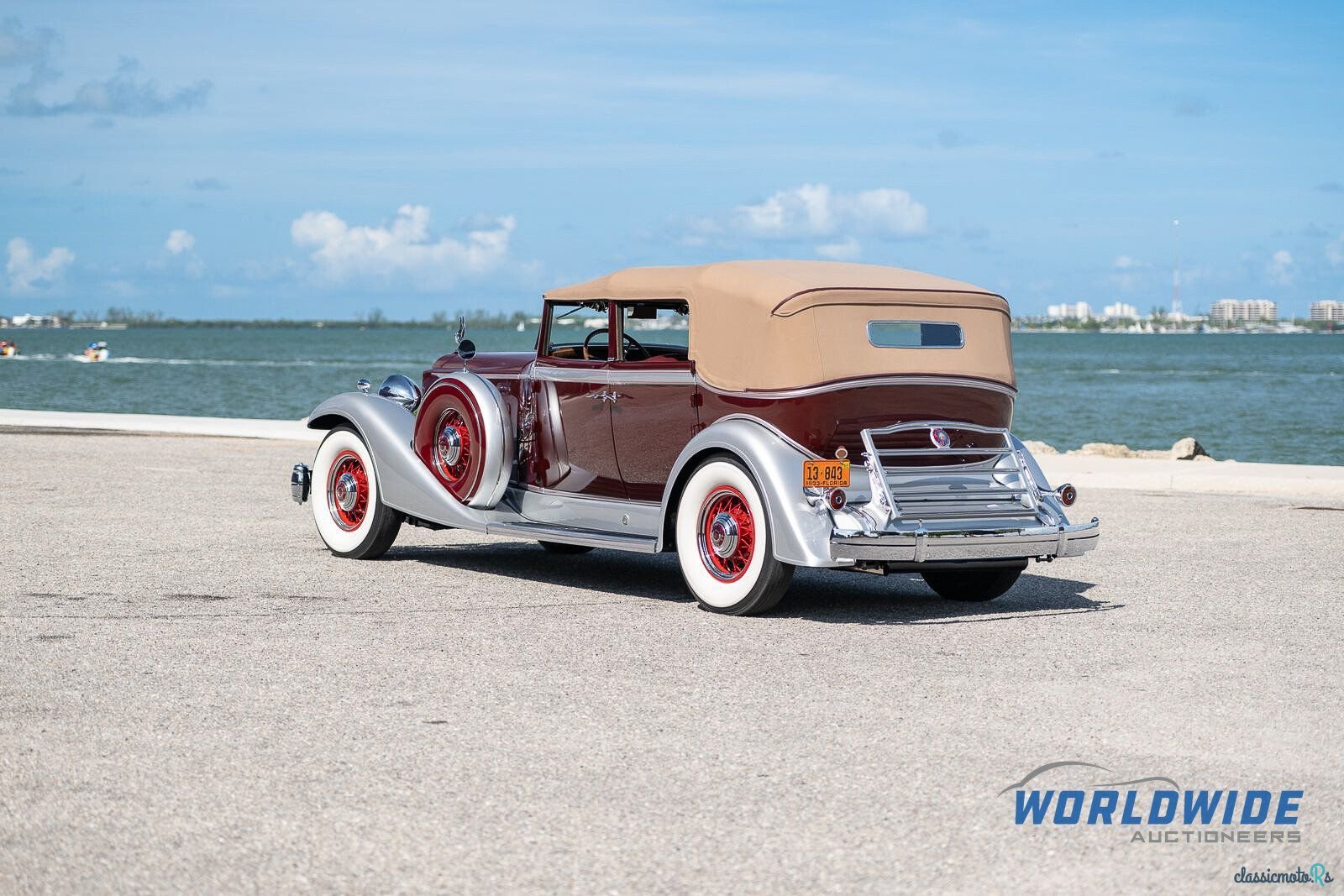 1933' Packard Twelve photo #2