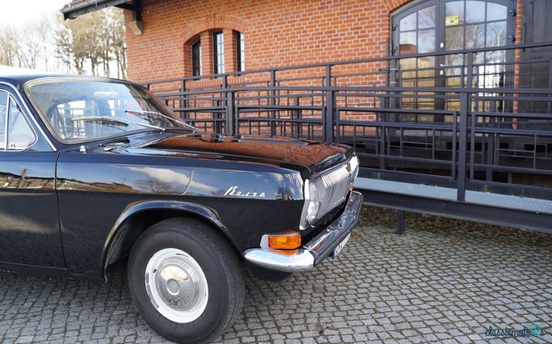 1972' Gaz 24 Wołga photo #5