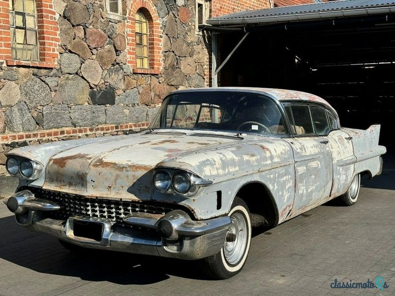 1958' Cadillac 60 Series photo #2