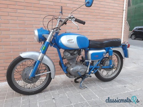 1963' Ducati 250. Lot 3 bikes photo #1