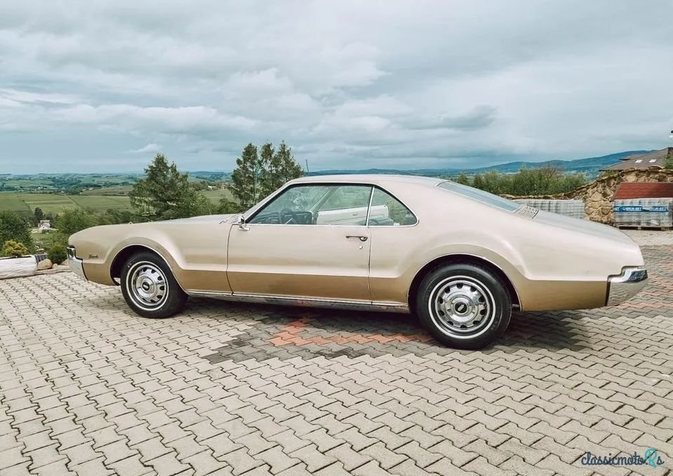 1966' Oldsmobile Toronado photo #6