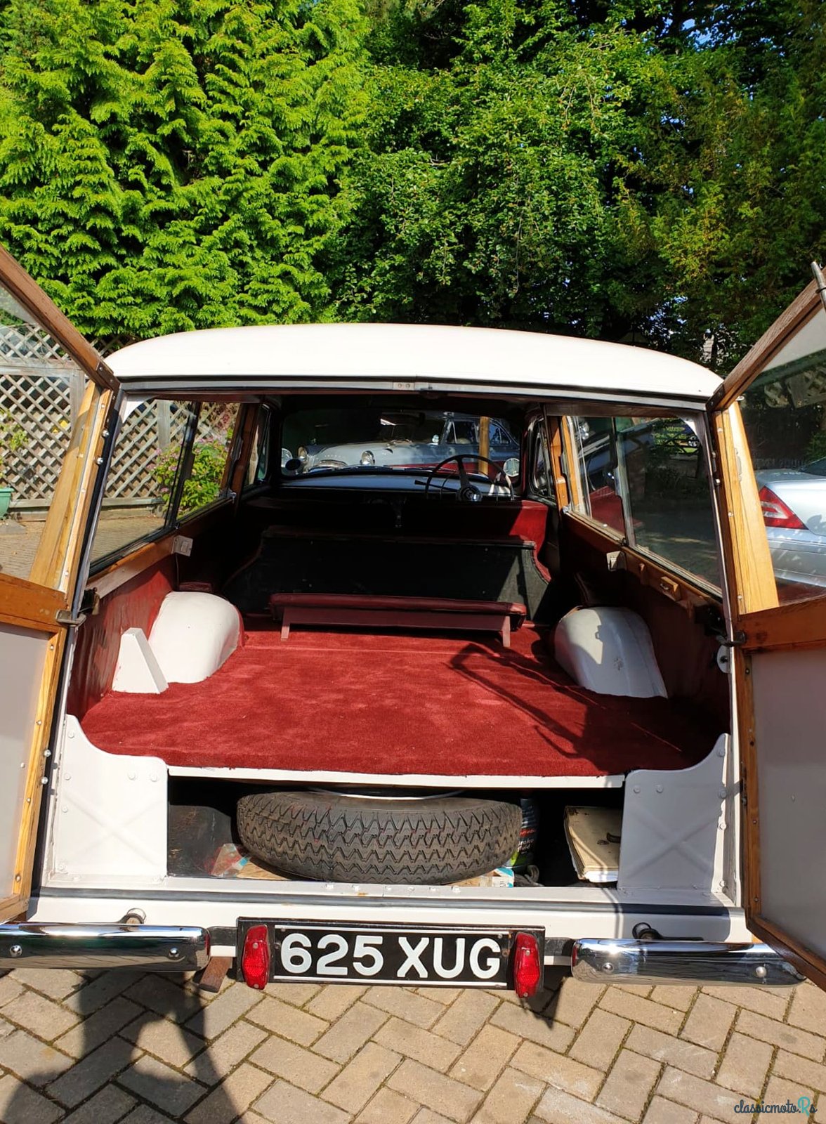 1956' Morris Traveller photo #5