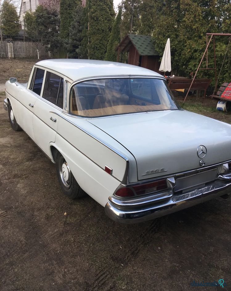 1966' Mercedes-Benz W111 photo #6