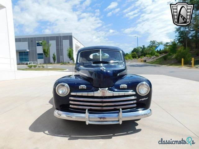 1946' Ford Deluxe photo #3