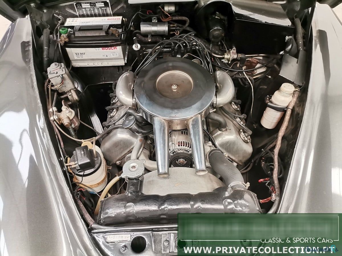 1949' Daimler 250 V8 photo #5