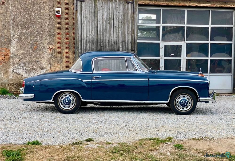 1960' Mercedes-Benz W128 photo #3