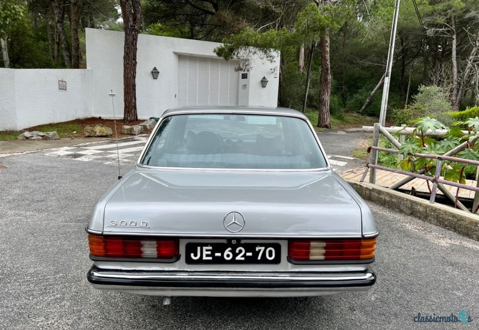 1979' Mercedes-Benz 300 photo #4