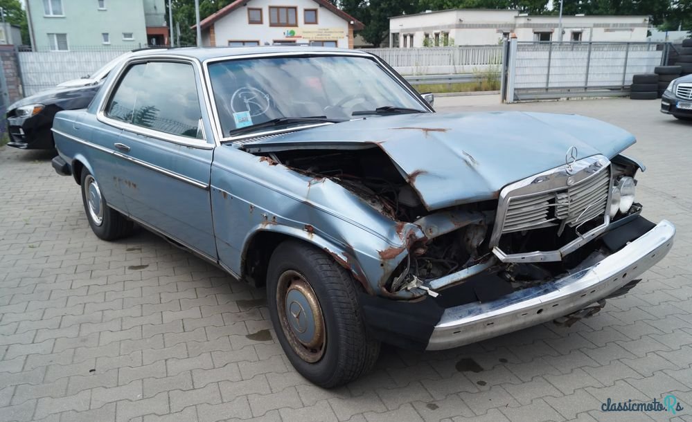 1978' Mercedes-Benz W123 photo #4