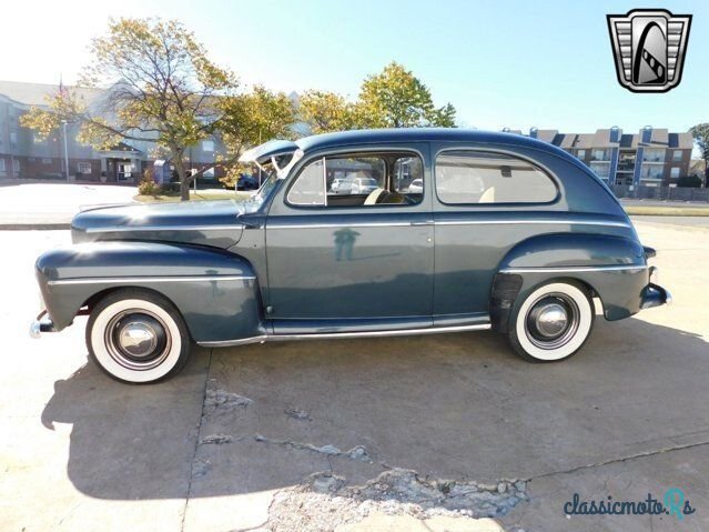 1947' Ford photo #2