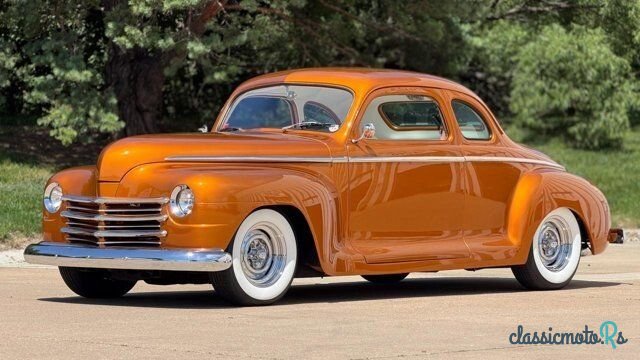 1947' Plymouth Deluxe photo #1