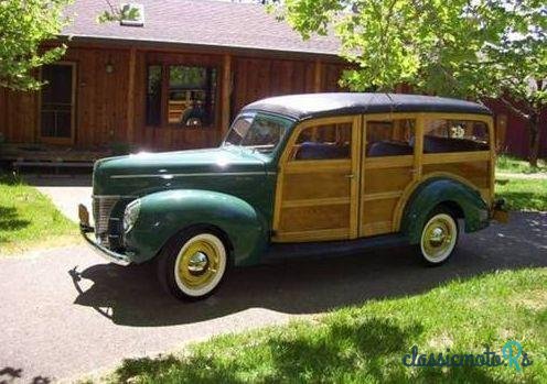 1940' Ford Deluxe Woody Wagon photo #1