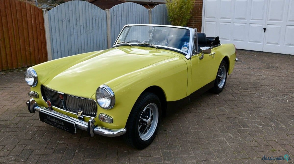 1974' MG Midget photo #2