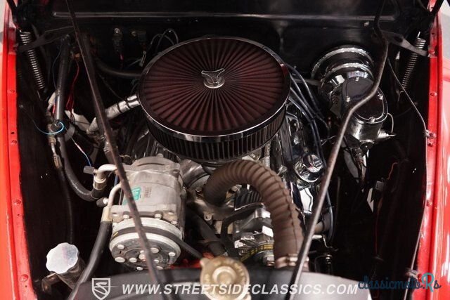 1941' Chevrolet Special Deluxe photo #3