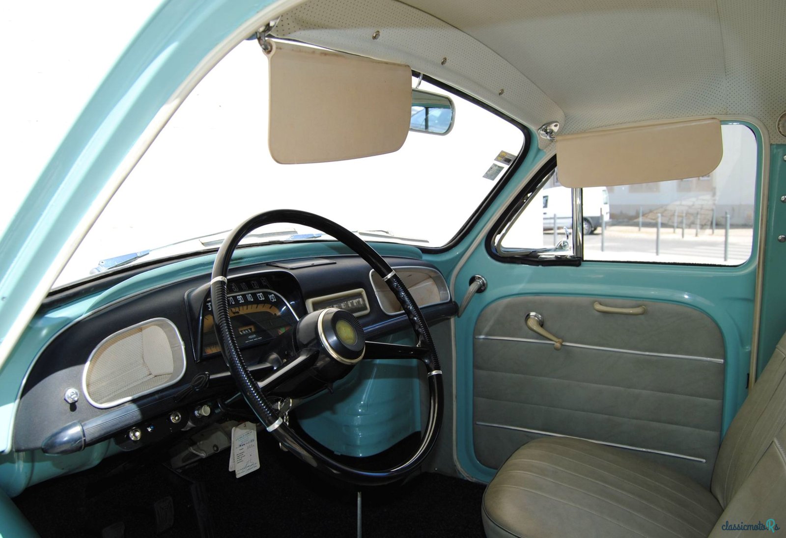 1963' Renault Dauphine Gordini photo #4