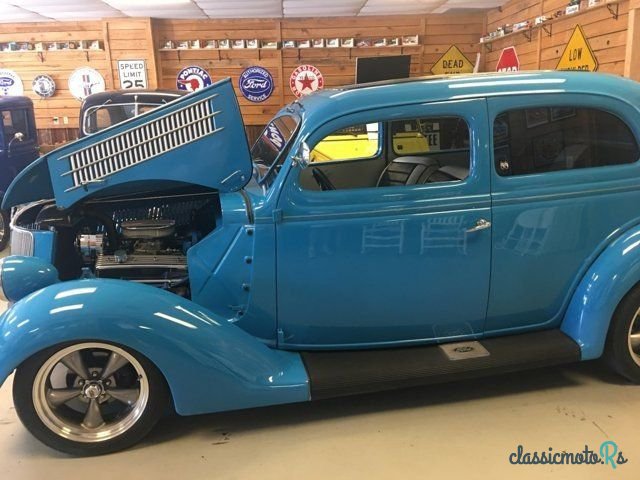 1936' Ford Model 68 photo #6