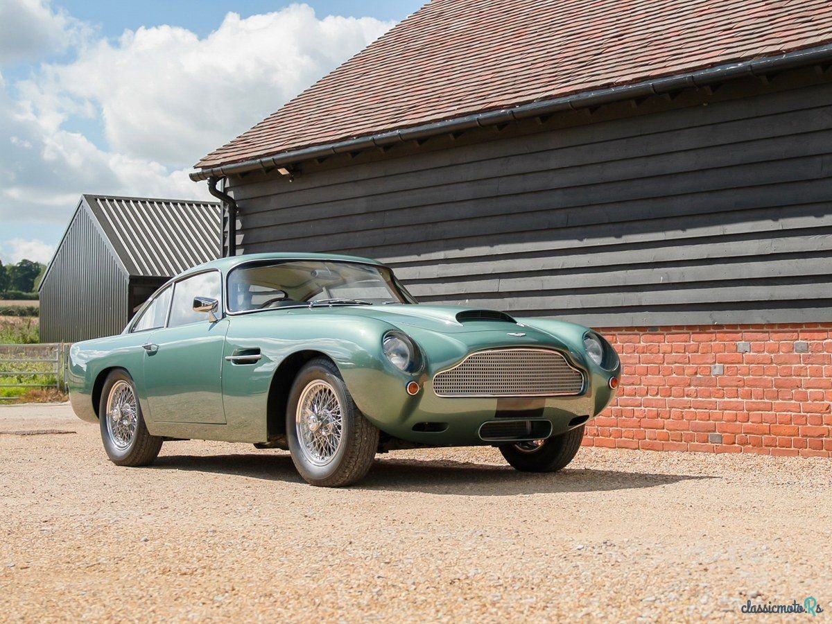1961' Aston Martin DB4 photo #1