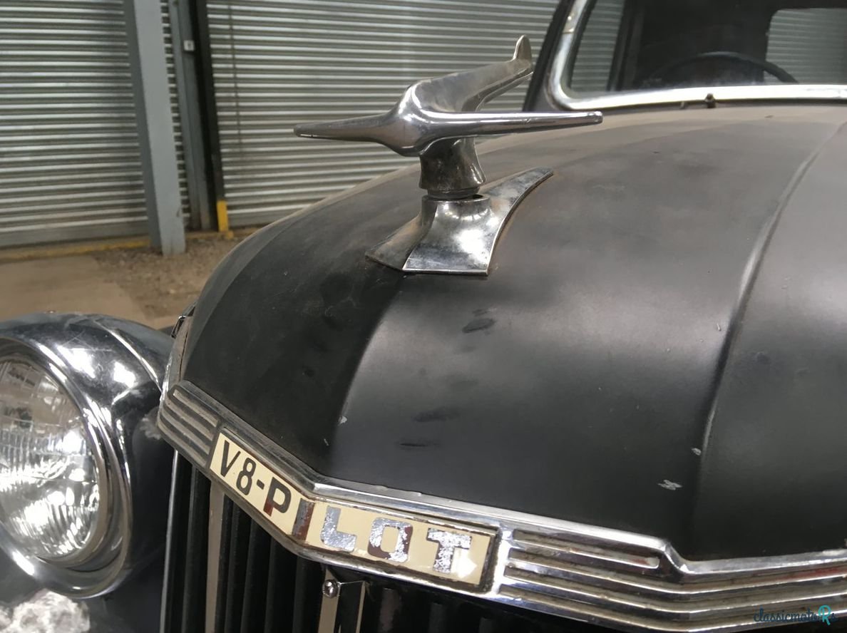 1947' Ford Pickup photo #2