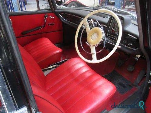 1964' Mercedes-Benz 190 C Fintail photo #2