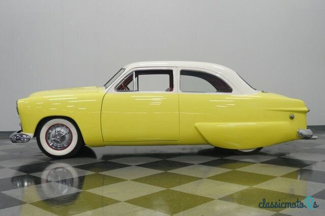 1949' Ford Custom photo #1