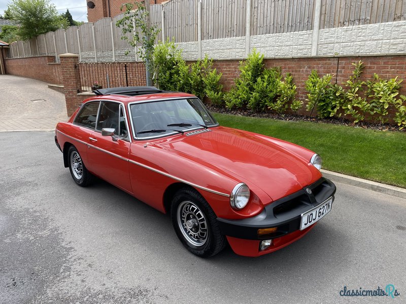 1975' MG Mgb Gt photo #1