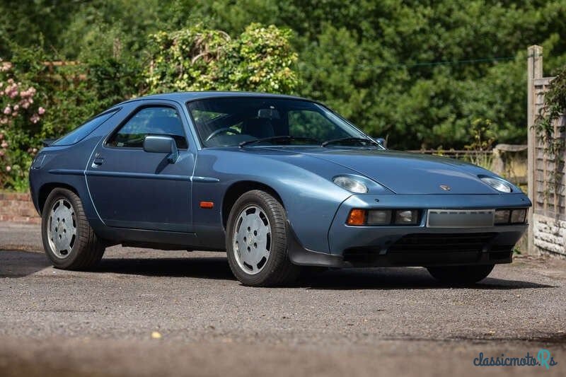 1986' Porsche 928 photo #1