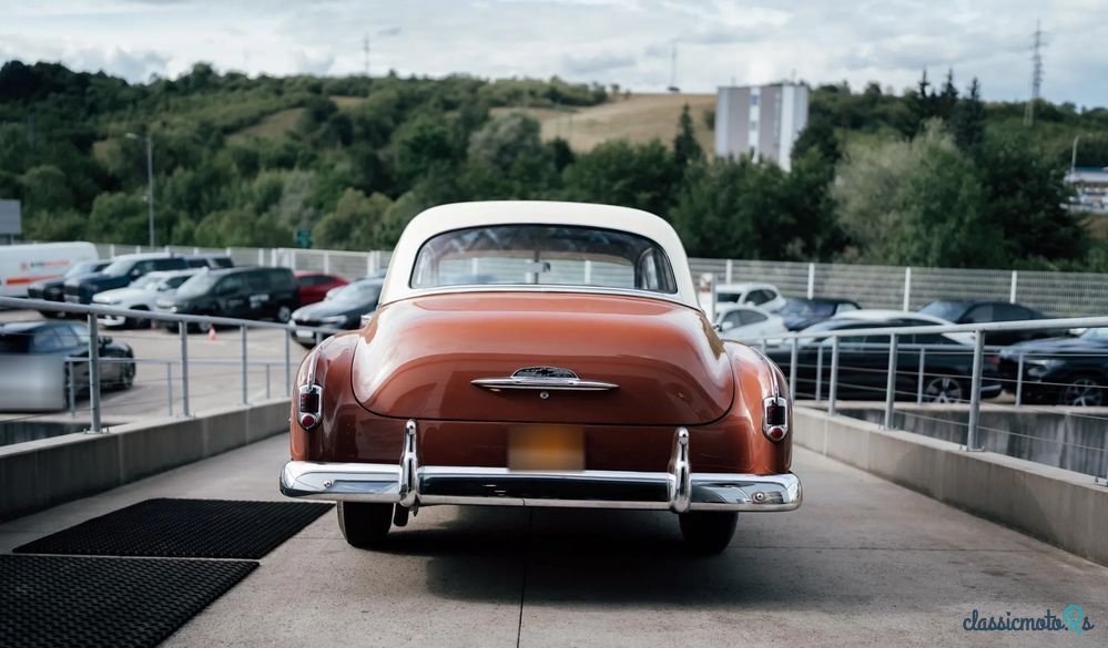 1952' Chevrolet Styleline Deluxe photo #4