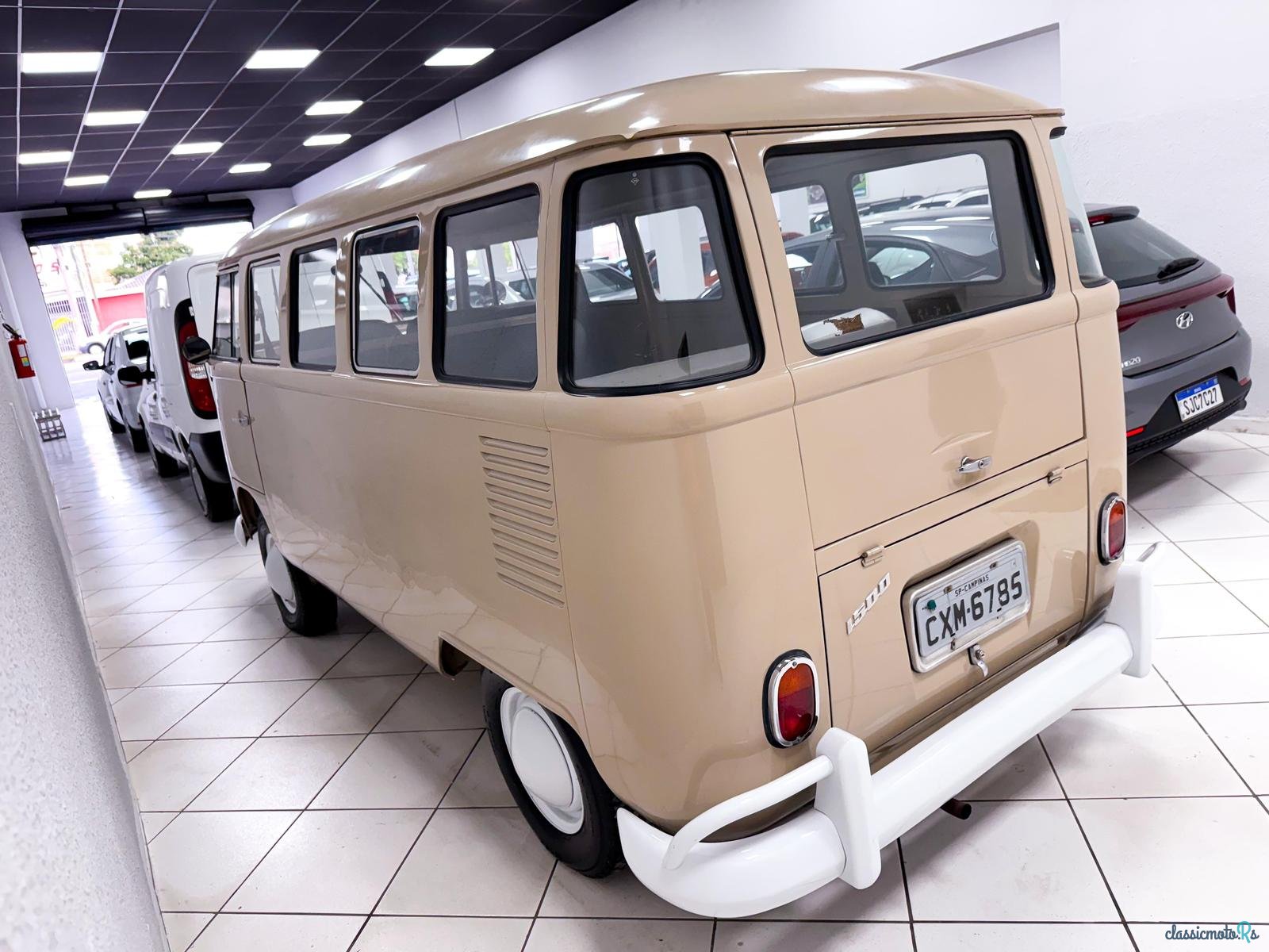 1970' Volkswagen Vans photo #2